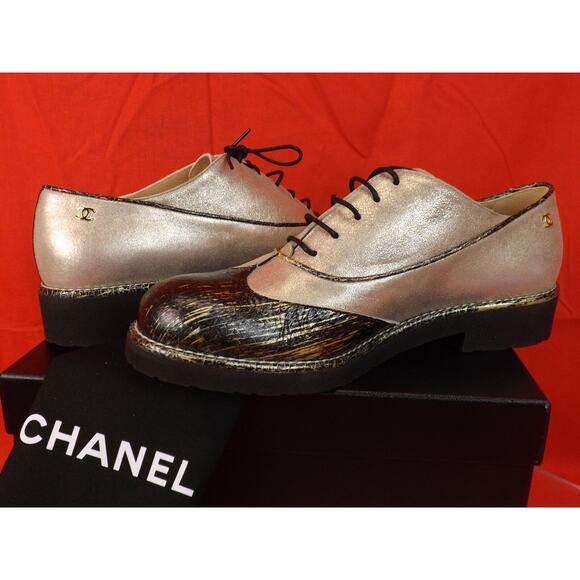 NIB CHANEL G31564 TWO TONE SHIMMER BLACK LEATHER CC LOGO LACE OXFORDS 40.5 $1K - Picture 6 of 12